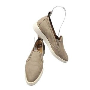 Everlane The Nubuck Street Shoe •Women 8• Taupe Slip On Pointed Toe Sneaker